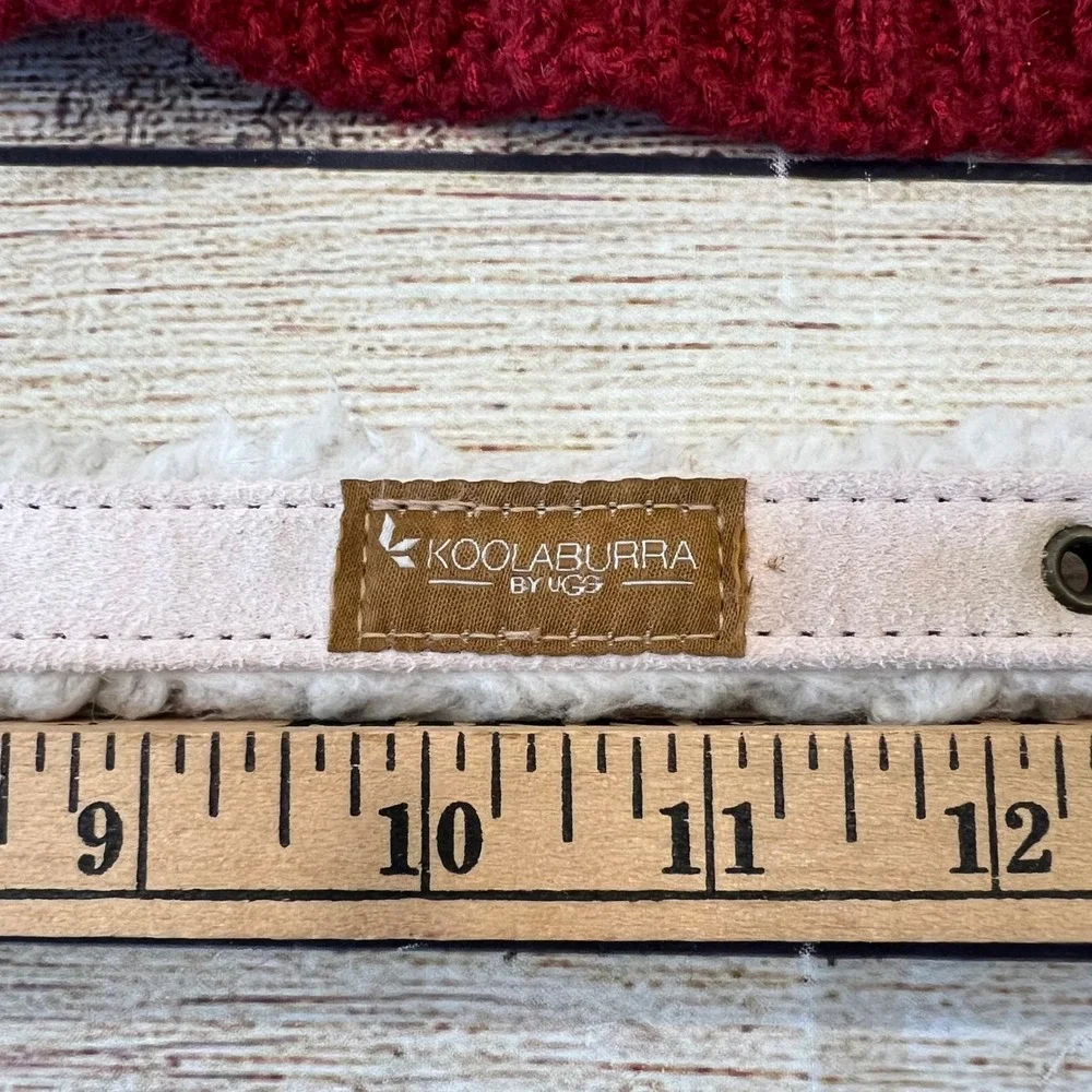 Koolaburra by UGG Red Knit‎ Dog Sweater & Collar  Bundle